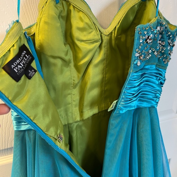 Adrianna Papell Collection prom dress, size 4, aquamarine. Good used condition. - Picture 7 of 10